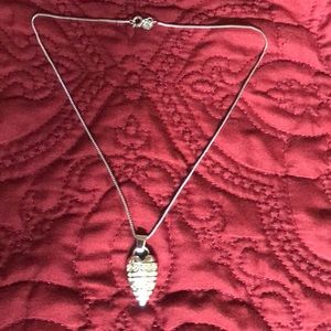 Tateossian London chain ( rotating heart pendant)